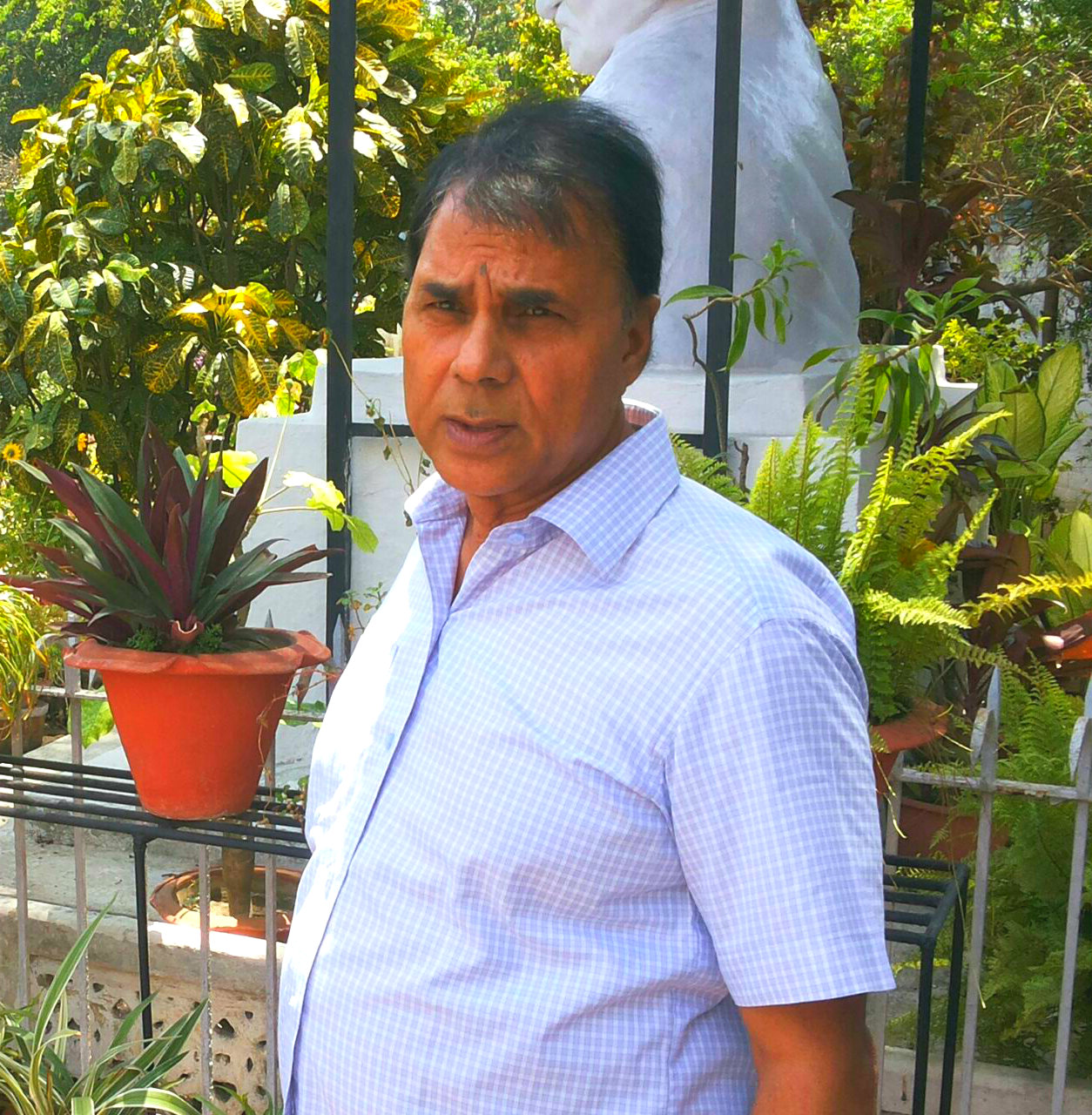 Educationist Dr.Bhupendra Madhepuri