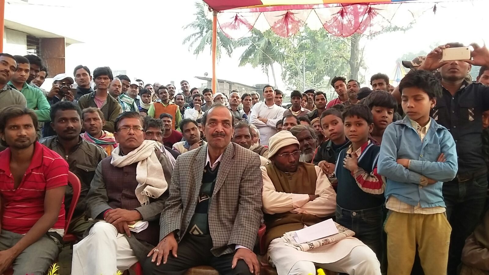 People at Kudratullah Shraddhanjali Sabha .