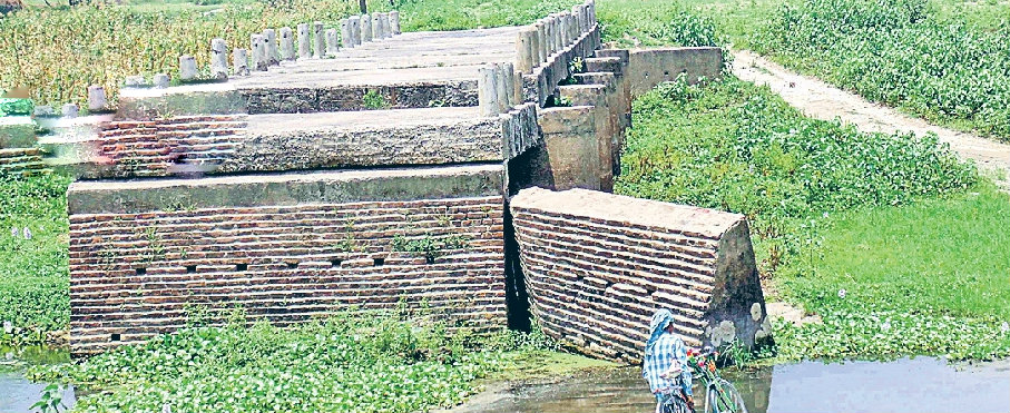 Damaged Bridge of Murliganj Block on the River Banga.