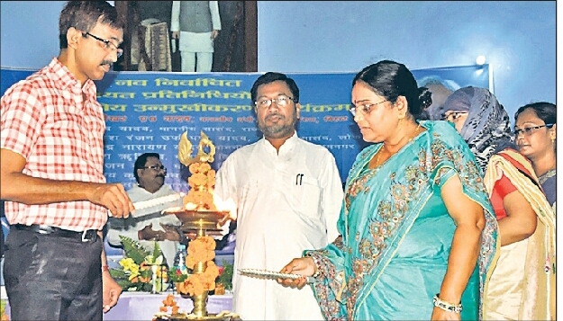 DM Md.Sohail , MLA Singheshwar Ramesh Rishidev , Zila Parishad Adhyaksha Manju Devi inaugurating Ek Diwasiy Programme at Preksha Griha Madhepura