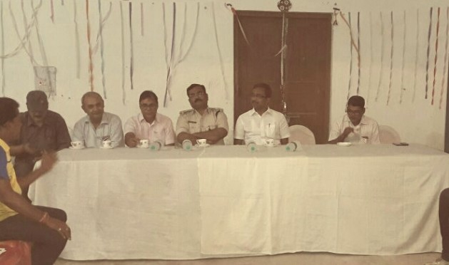 Samajaevi Dr.Bhupendra Madhepuri , IMA Chief Dr.Mithilesh Kumar, DM Md.Sohail , SP Vikas Kumar ,Santosh Jha , Mukesh Kumar and others attending meeting on Inter State Table Tennis Championship at Town Hall Madhepura (B.P.Mandal Nagar Bhawan)