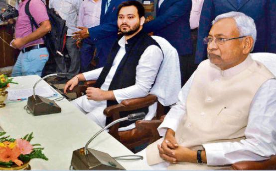 nitish-tejashwi-in-all-party-meet