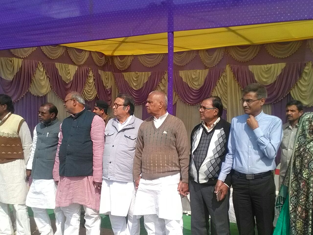 From R-L Finance Sicretary Mr.Rahul Singh , Dr.Bhupendra Madhepuri, Energy Minister Bijendra Pd. Yadav, Ex MLA Ohm Babu, JDU Dist President at Bhupendra Chowk (Standing in ManavKadi)