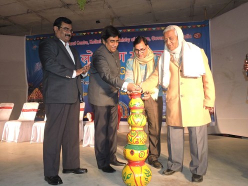 S.P. Vikash Kumar, DDC Mithilesh Kumar, Samajsevi Dr.Madhepuri & Prof. S.K.Yadav inaugurating Bharat Lok Rang Mahotasav at B.P.Mandal Town Hall, Shahid Chulahaye Marg, Madhepura.