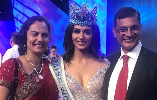 Miss World Manushi with her Parents