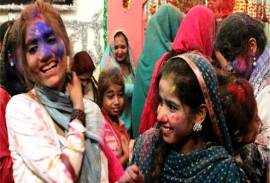 Pakistan Holi