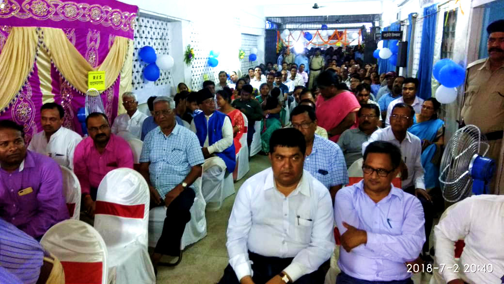 All the Doctors , Professors and The Dignitaries of Madhepura District attending the Samman Samaroh of the Farewell Ceremony of Civil Surgeon Dr.Gadadhar Pandey at O.P.D Building , Sadar Hospital , Madhepura.