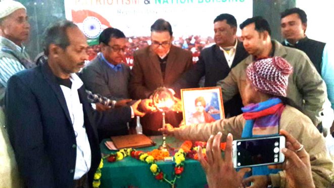 Samajsevi-Sahityakar Dr.Bhupendra Narayan Yadav Madhepuri, Dr.K.P.Yadav, Dr.Jawahar Paswan, Dr.Alok Kumar, Co-ordinator Ajay Kumar Gupta and others inaugurating district level Debate Competition organised by Nehru Yuva Kendra at T.P. College Madhepura.