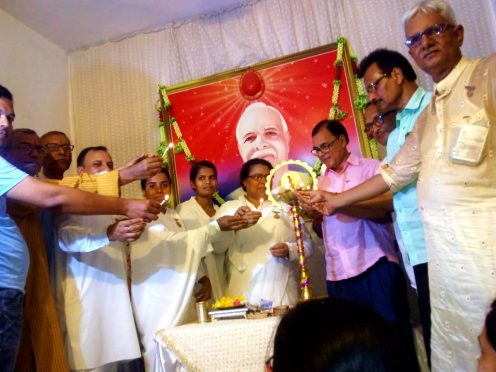 Samajsevi Dr.Bhupendra Madhepuri along with Rajyogini Brahmakumari Ranju Didi inaugurating function at Brahmakumari Ishwariya Vishwavidyalaya Madhepura.