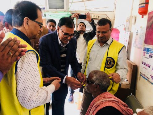 Dr.Bhupendra Narayan Yadav Madhepuri inaugurating the Eye Camp organised by Lion's Club by putting the spectacles to the patient