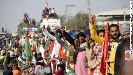 Farmers protest at Delhi border