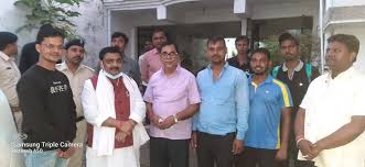 The then minister of youth, culture and sports with Dr.BhupendraMadhepuri, Dr.Vinay Kumar Choudhary, BJP leader Rahul Yadav, Arun Kumar are other party workers at Vrindavan, Madhepura.